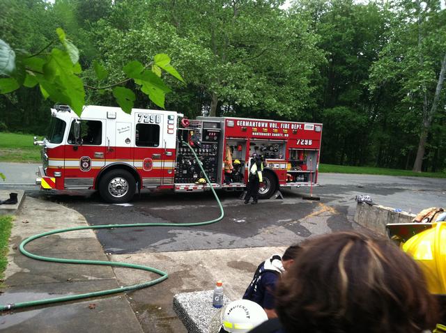 E729B has an attack line advanced into the building  